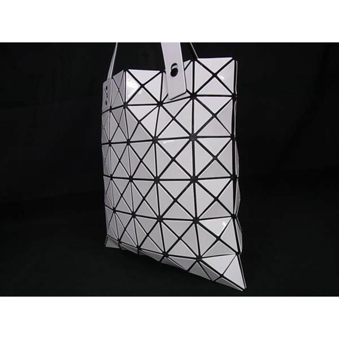 ISSEY MIYAKE(イッセイミヤケ)の■極美品■ BAO BAO ISSEY MIYAKE バオバオイッセイミヤケ ルーセント PVC トートバッグ ハンドバッグ ホワイト系 FA7360  レディースのアクセサリー(その他)の商品写真