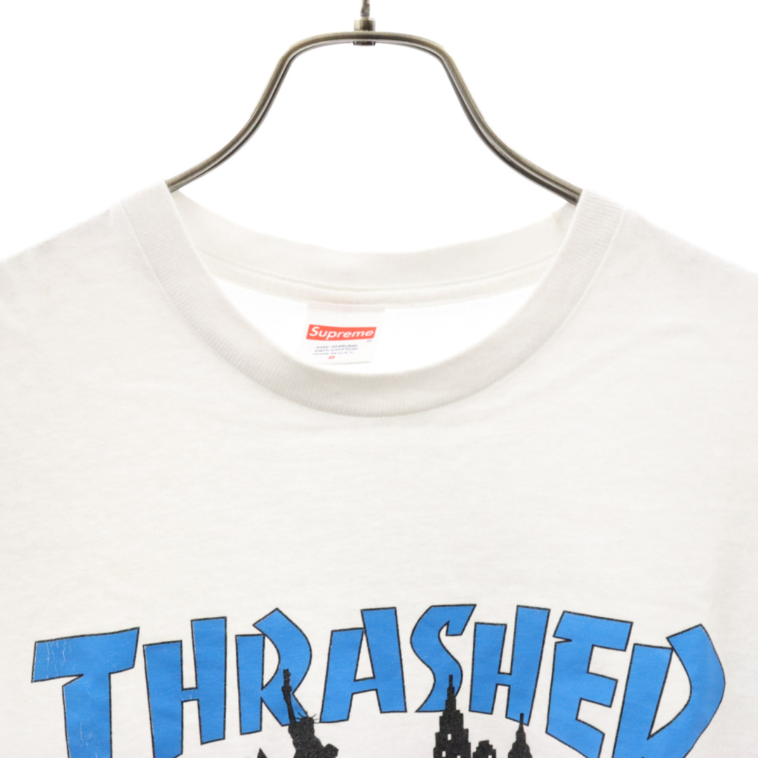 Supreme(シュプリーム)のSUPREME シュプリーム 21AW×Thrasher Skyline Tee スラッシャー スカイラインロゴ半袖Tシャツ ホワイト メンズのトップス(Tシャツ/カットソー(半袖/袖なし))の商品写真