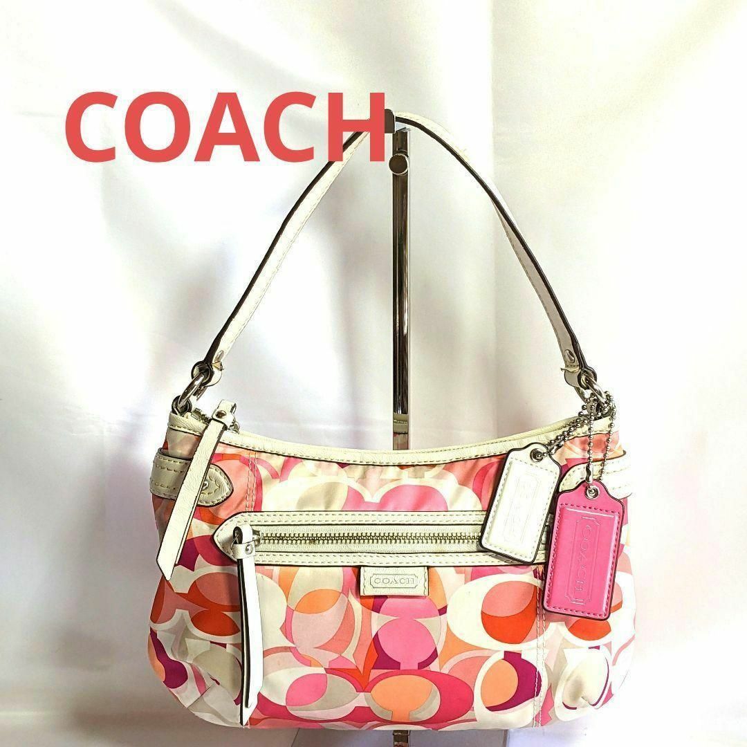 COACH(コーチ)のコーチCOACH　ハンドバッグ　チャーム レディース レディースのバッグ(ハンドバッグ)の商品写真