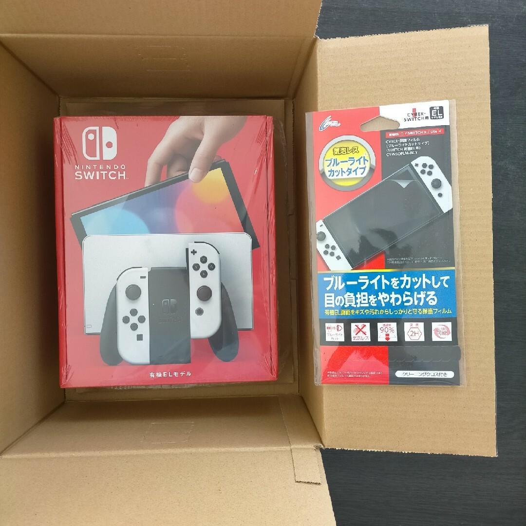 Nintendo Switch(ニンテンドースイッチ)の【新品未開封】Nintendo Switch 本体 有機ELモデル エンタメ/ホビーのゲームソフト/ゲーム機本体(家庭用ゲームソフト)の商品写真