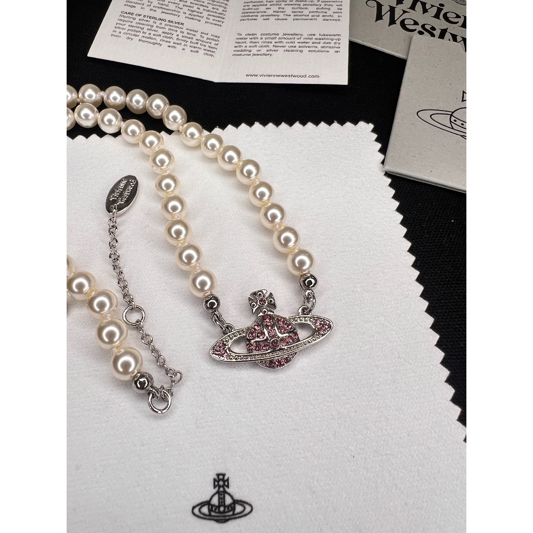 Vivienne Westwood(ヴィヴィアンウエストウッド)のヴィヴィアンウエストウッド　定番　パールネックレス レディースのアクセサリー(ネックレス)の商品写真