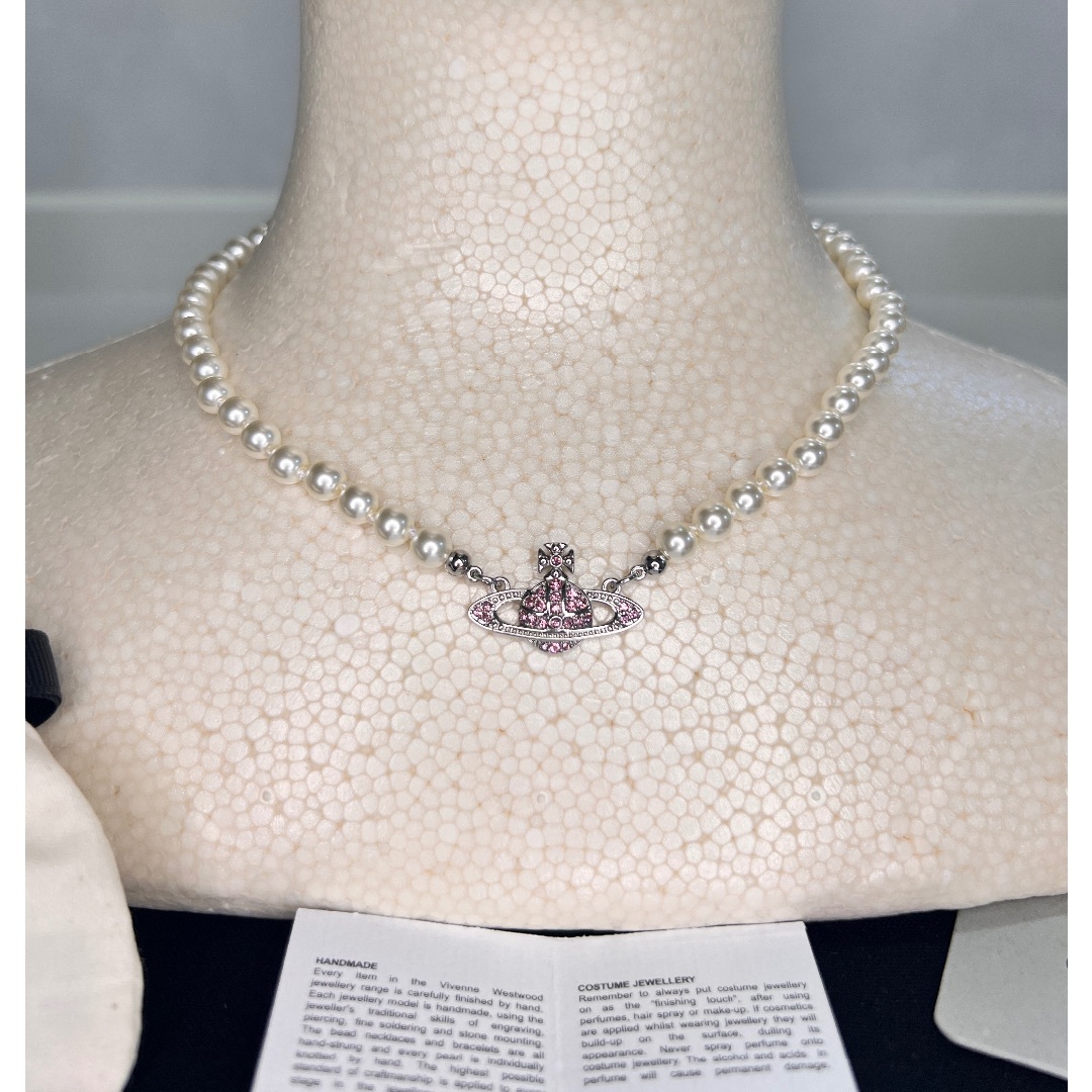 Vivienne Westwood(ヴィヴィアンウエストウッド)のヴィヴィアンウエストウッド　定番　パールネックレス レディースのアクセサリー(ネックレス)の商品写真