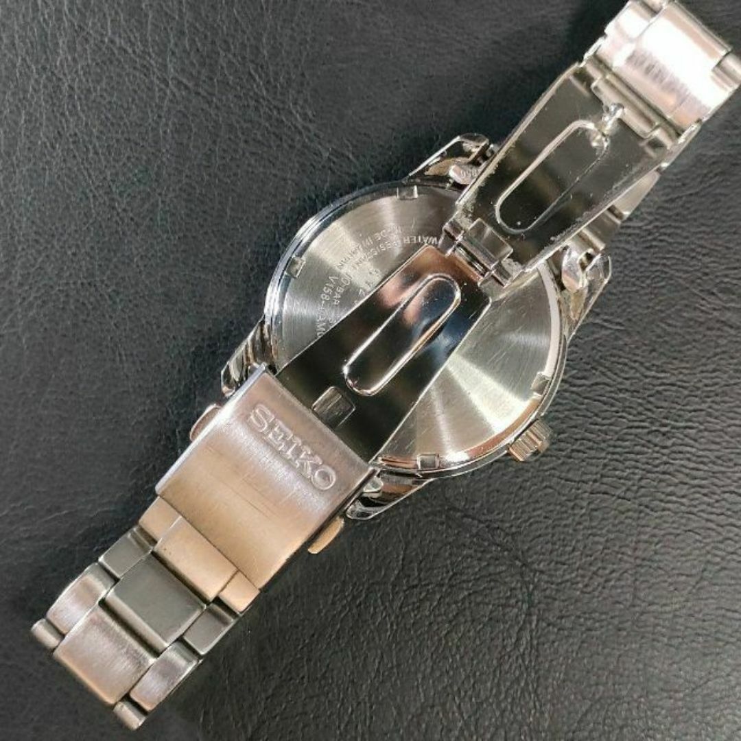 SEIKO(セイコー)の極美品【稼働品】SEIKO　セイコー　V158　ブラック　シルバー　ソーラー メンズの時計(腕時計(アナログ))の商品写真