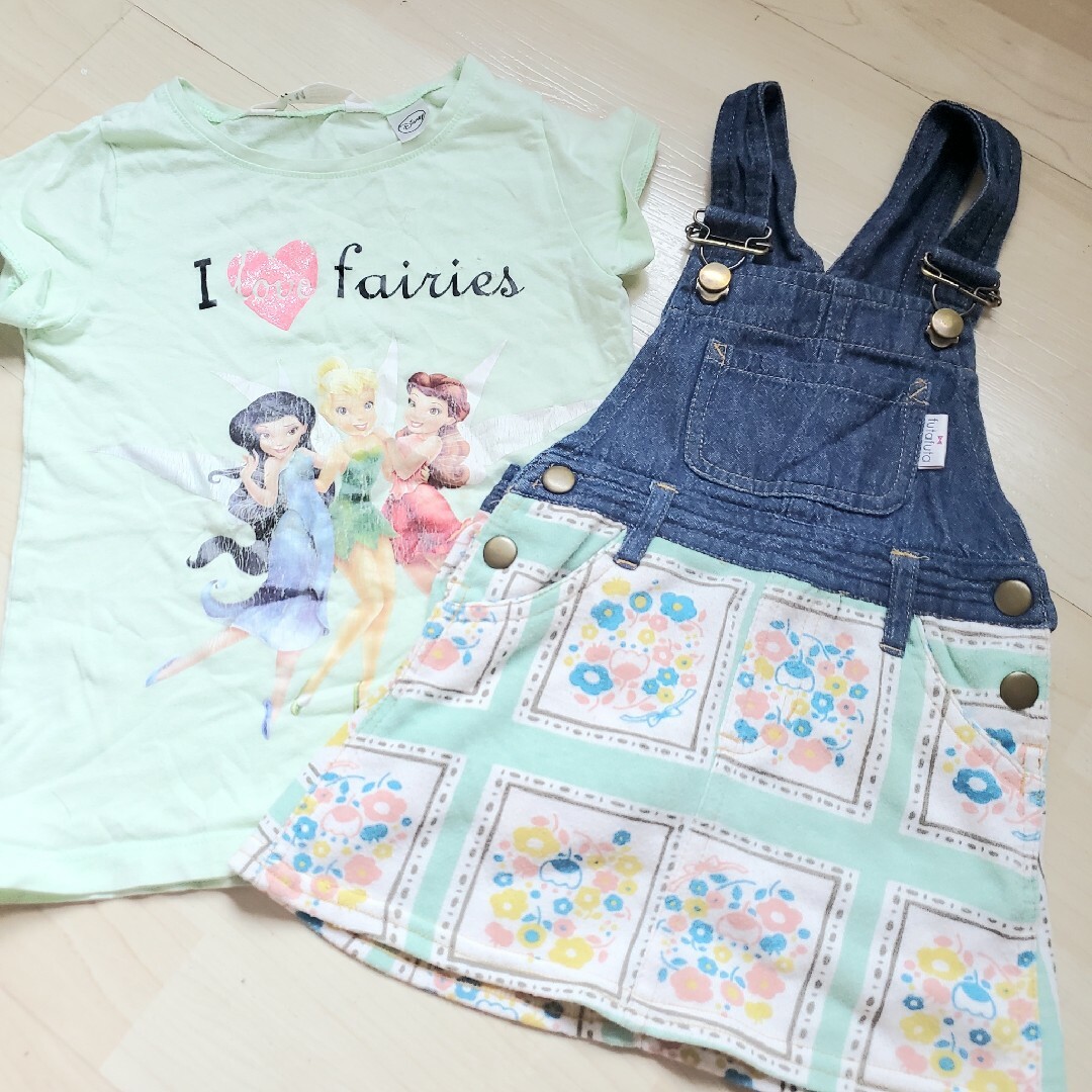 Disney(ディズニー)の訳あり最安値【H&M】ティンカーベルシャツ&【futafut】ジャンパースカート キッズ/ベビー/マタニティのキッズ服女の子用(90cm~)(ワンピース)の商品写真