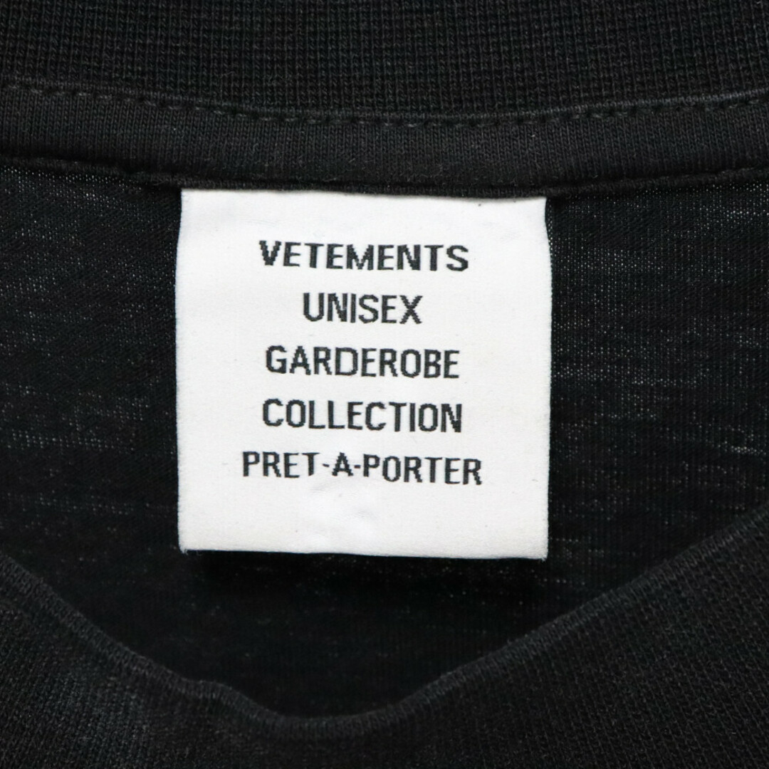 VETEMENTS ヴェトモン 24SS ボンデッドロゴ オーバーサイズ クルーネック半袖Tシャツ UE64TR390B ブラック メンズのトップス(Tシャツ/カットソー(半袖/袖なし))の商品写真