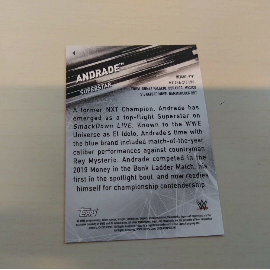 WWE アンドラーデ（ラ　ソンブラ）カード スポーツ/アウトドアのスポーツ/アウトドア その他(格闘技/プロレス)の商品写真