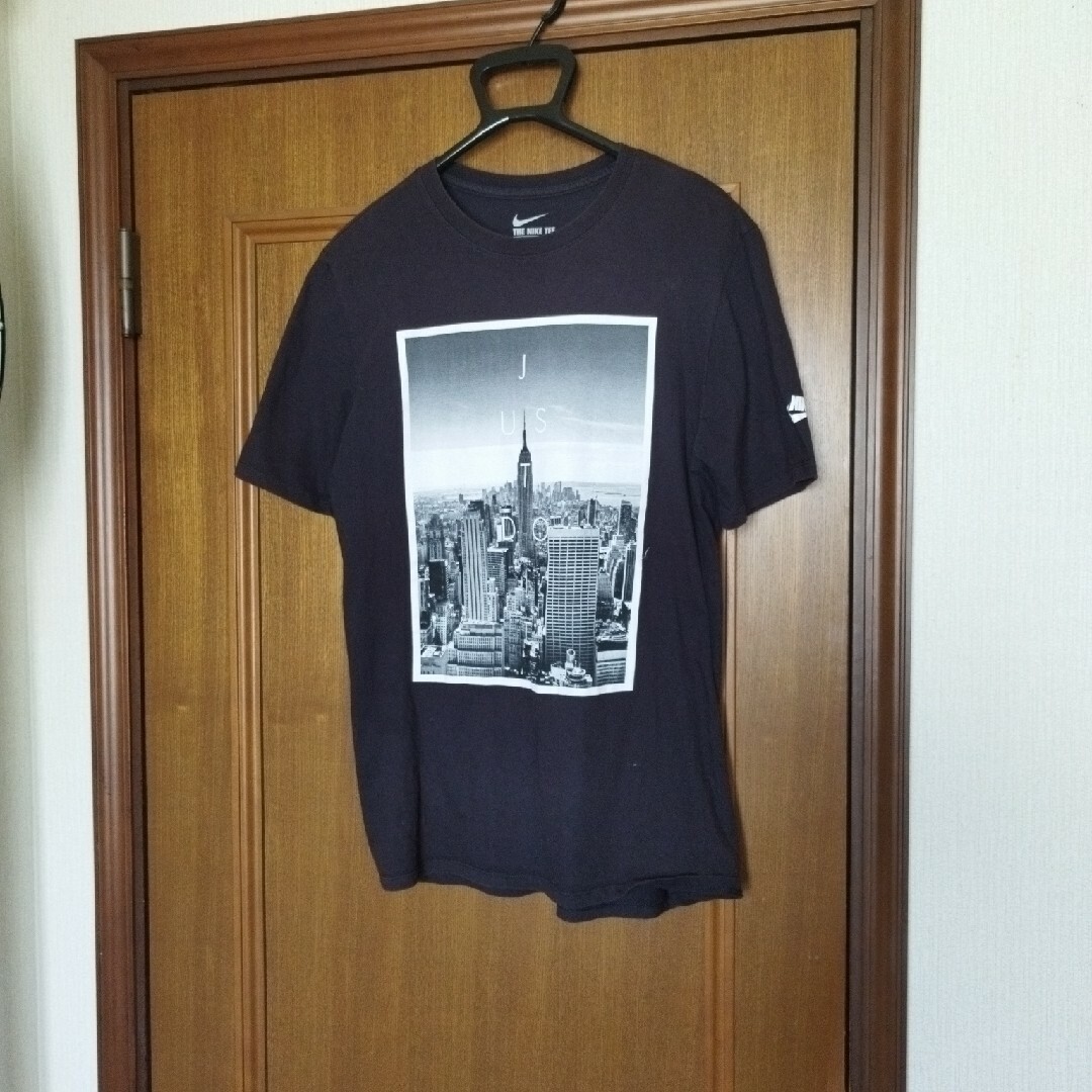 NIKE(ナイキ)のNIKE Tシャツ サイズはM メンズのトップス(Tシャツ/カットソー(半袖/袖なし))の商品写真