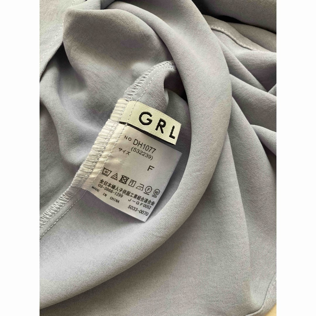 GRL(グレイル)のGRL フリル　ブラウス レディースのトップス(シャツ/ブラウス(半袖/袖なし))の商品写真