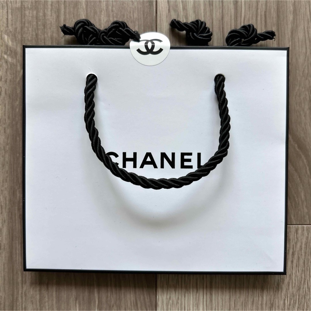 CHANEL(シャネル)のシャネル CHANEL 紙袋 ショップ袋 ショッパー 非売品 レディースのバッグ(ショップ袋)の商品写真