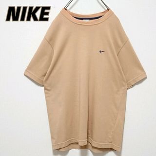 ナイキ(NIKE)の定番モデル ナイキ ワンポイント 刺繍 ロゴ 半袖 Tシャツ(Tシャツ/カットソー(半袖/袖なし))