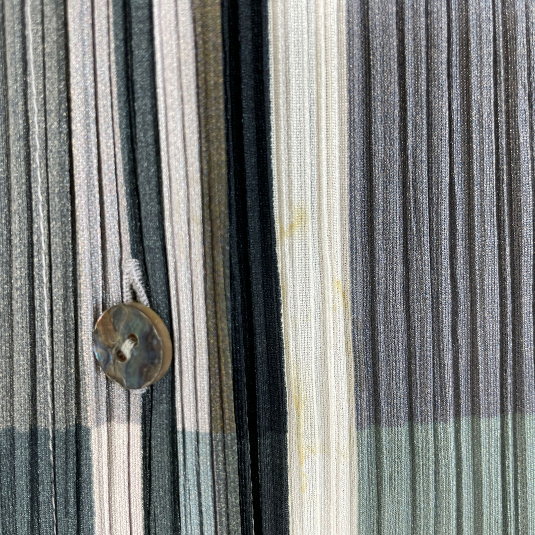 プリーツプリーズ ﾏﾙﾁｶﾗｰ ｽﾄﾗｲﾌﾟ ﾉｰｽﾘｰﾌﾞ ｼｬﾂ 4 レディースのレッグウェア(タイツ/ストッキング)の商品写真