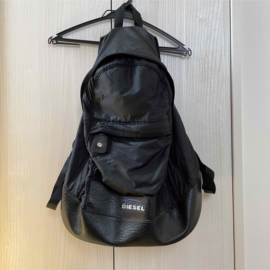 DIESEL(ディーゼル)のディーゼル　バックパック　リュック　黒　レザー　ナイロン メンズのバッグ(バッグパック/リュック)の商品写真