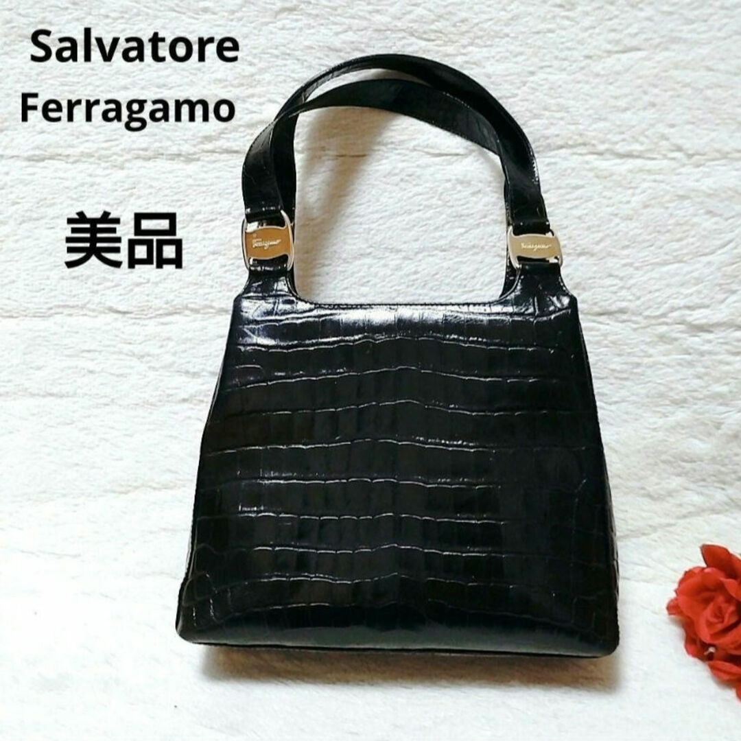 Salvatore Ferragamo(サルヴァトーレフェラガモ)のフェラガモ　ハンドバッグ　靴　2点セット レディースのバッグ(ハンドバッグ)の商品写真