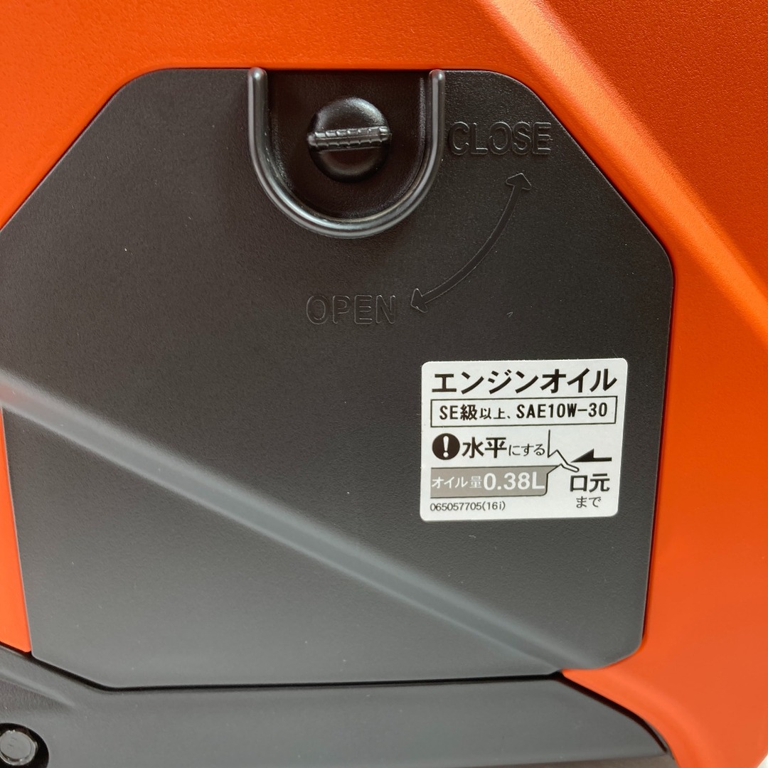 ＊＊KOSHIN インバーター発電機 4サイクル 1.6KVA 50/60Hz GV-16i オレンジ インテリア/住まい/日用品のインテリア/住まい/日用品 その他(その他)の商品写真