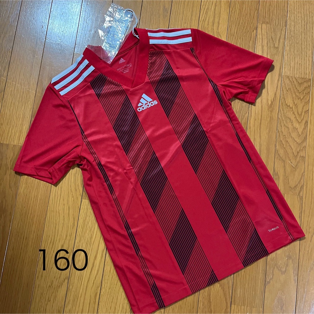 adidas(アディダス)のアディダス プラクティスシャツ 赤 160 キッズ/ベビー/マタニティのキッズ服男の子用(90cm~)(Tシャツ/カットソー)の商品写真