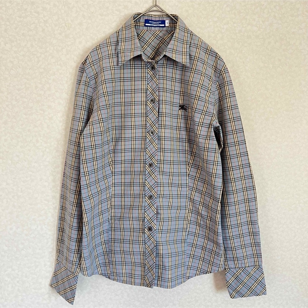 BURBERRY BLUE LABEL(バーバリーブルーレーベル)のBURBERRY バーバリーブルーレーベル　ノバチェックシャツ青　40 レディースのトップス(シャツ/ブラウス(長袖/七分))の商品写真