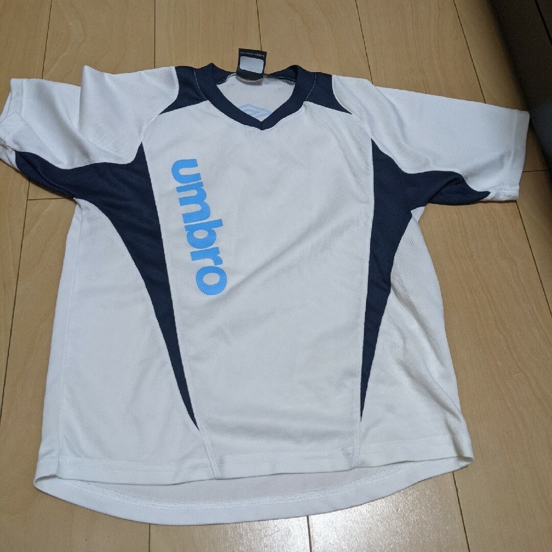 りん様ご購入 子供服とパンツ キッズ/ベビー/マタニティのキッズ服男の子用(90cm~)(Tシャツ/カットソー)の商品写真