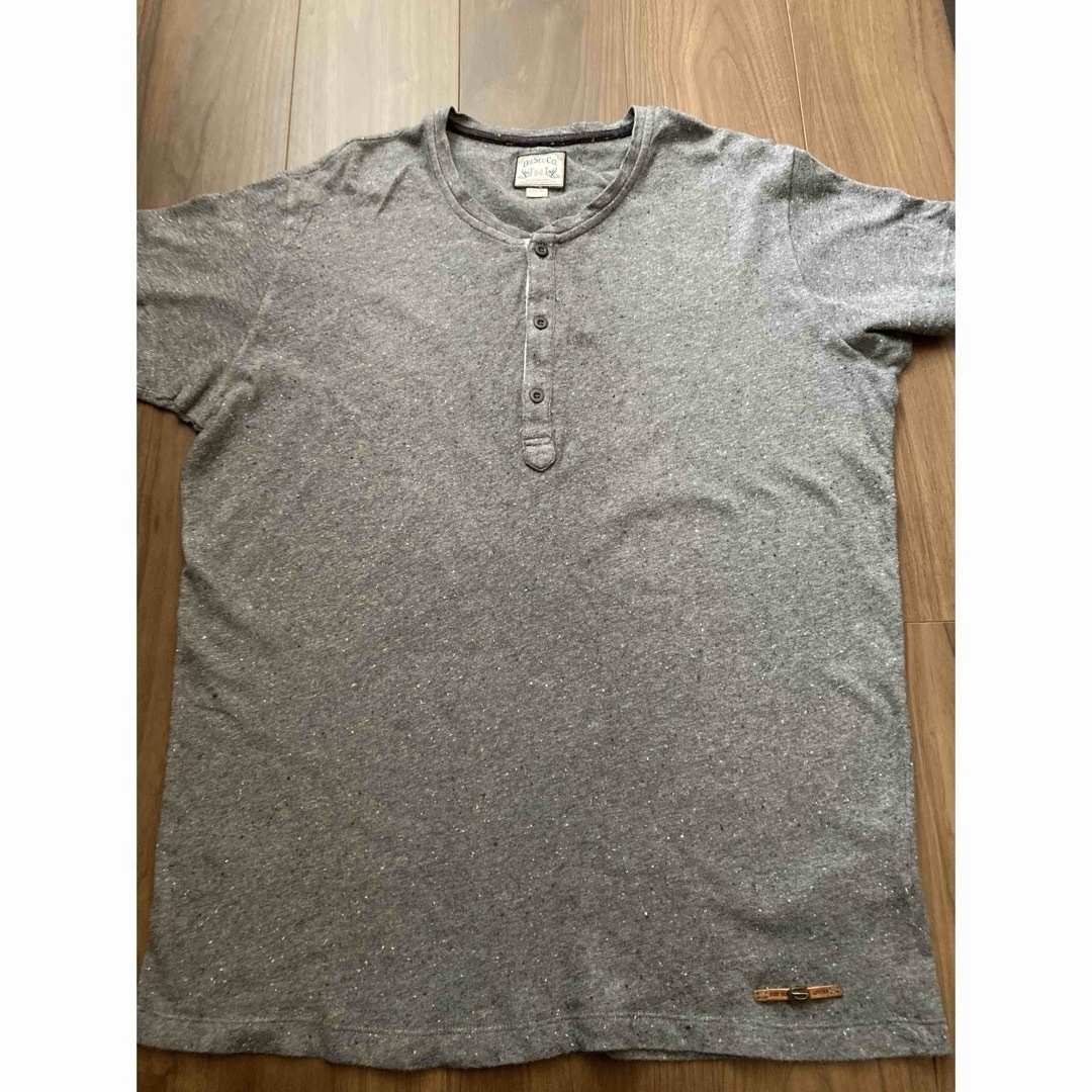 DIESEL(ディーゼル)のDIESEL-CO. メンズTシャツ　XLサイズ メンズのトップス(Tシャツ/カットソー(半袖/袖なし))の商品写真