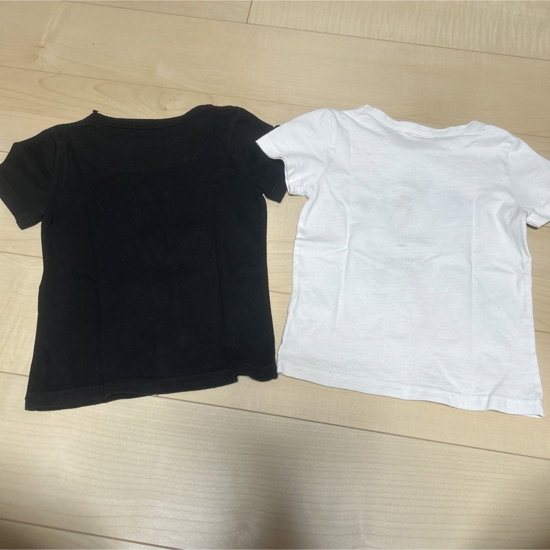 Disney(ディズニー)のミッキー　Tシャツ　110㎝　2枚セット キッズ/ベビー/マタニティのキッズ服男の子用(90cm~)(Tシャツ/カットソー)の商品写真