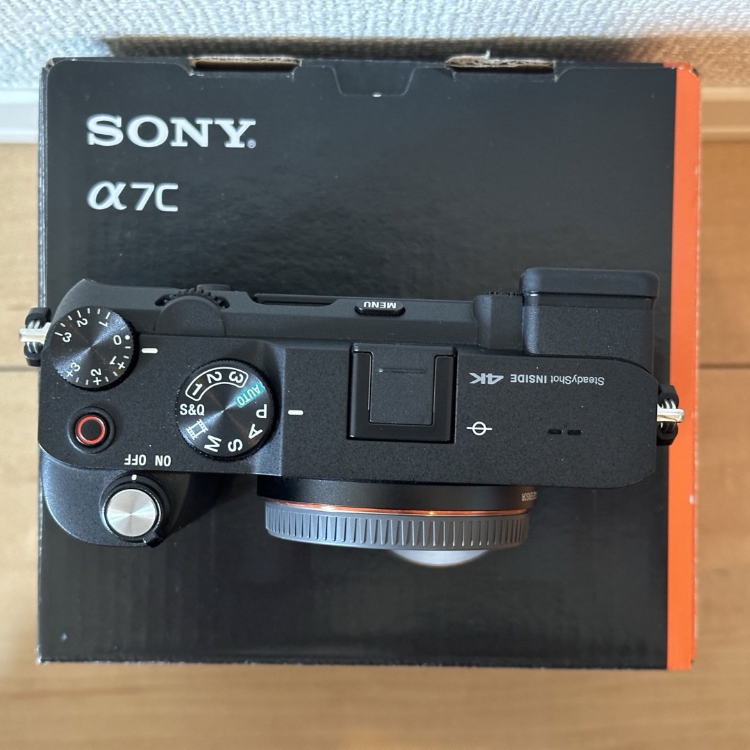 SONY(ソニー)のSONY ミラーレス一眼カメラ α7C ボディ ILCE-7C(B) スマホ/家電/カメラのカメラ(ミラーレス一眼)の商品写真