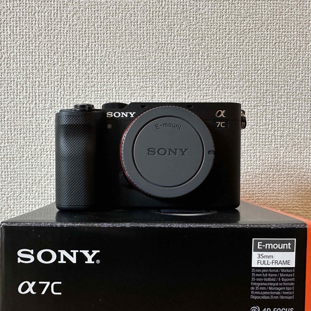 SONY(ソニー)のSONY ミラーレス一眼カメラ α7C ボディ ILCE-7C(B) スマホ/家電/カメラのカメラ(ミラーレス一眼)の商品写真