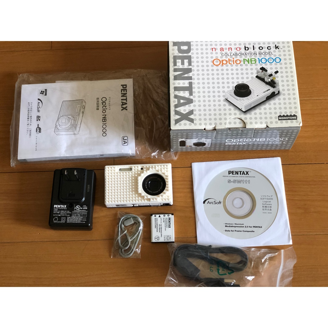 中古ショット数数千未満　ペンタックス Optio NB1000 スマホ/家電/カメラのカメラ(コンパクトデジタルカメラ)の商品写真