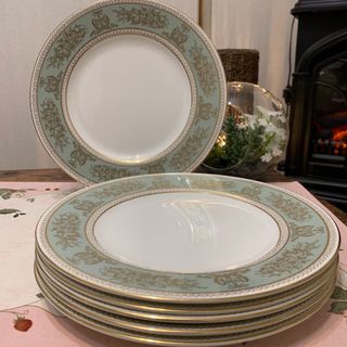 ウェッジウッド(WEDGWOOD)の未使用　ウェッジウッド  コロンビア　セージグリーン  23cmディナープレート(食器)