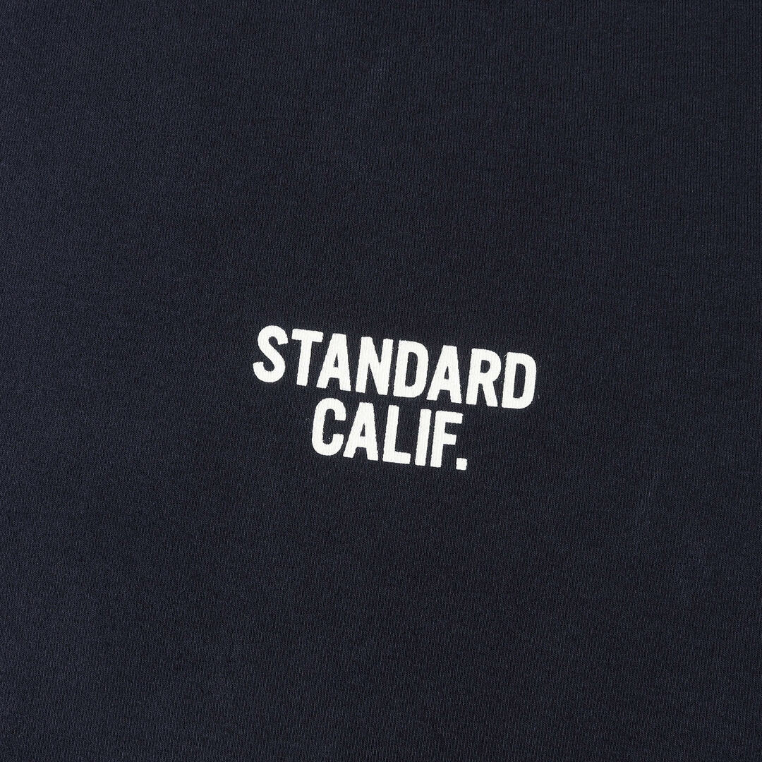 STANDARD CALIFORNIA(スタンダードカリフォルニア)のSTANDARD CALIFORNIA スタンダードカリフォルニア Tシャツ サイズ:L 22AW ミリタリー ロゴ ストレッチ テック ロングスリーブ カットソー SD Tech Warm Long Sleeve ネイビー 紺 日本製 トップス 長袖【メンズ】【中古】 メンズのトップス(Tシャツ/カットソー(七分/長袖))の商品写真