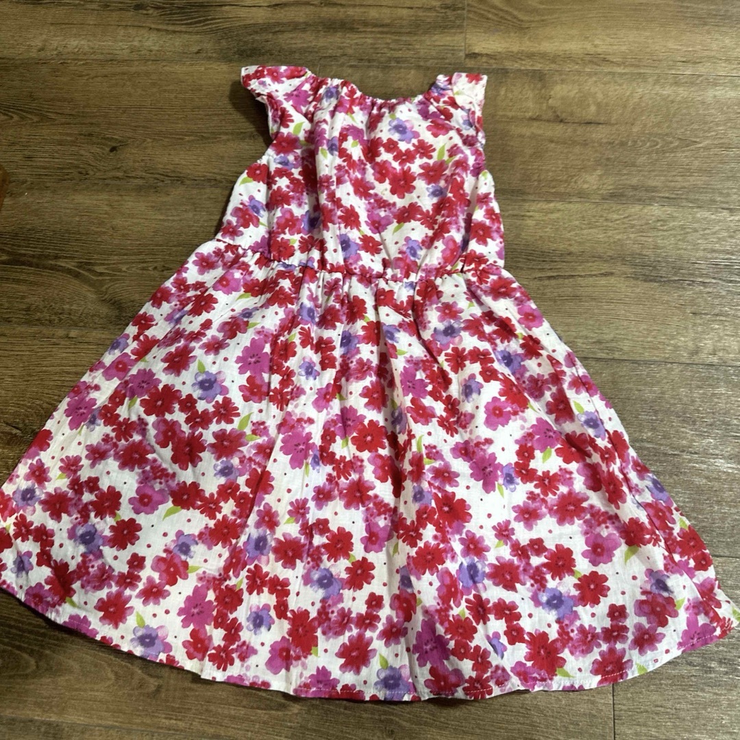 juo 花柄 ノースリーブ ワンピース 130cm 中古品 キッズ/ベビー/マタニティのキッズ服女の子用(90cm~)(ワンピース)の商品写真