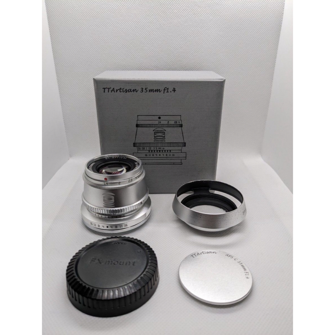 超美品　銘匠光学 TTArtisan 35mm f1.4 シルバー 富士フイルム スマホ/家電/カメラのカメラ(レンズ(単焦点))の商品写真