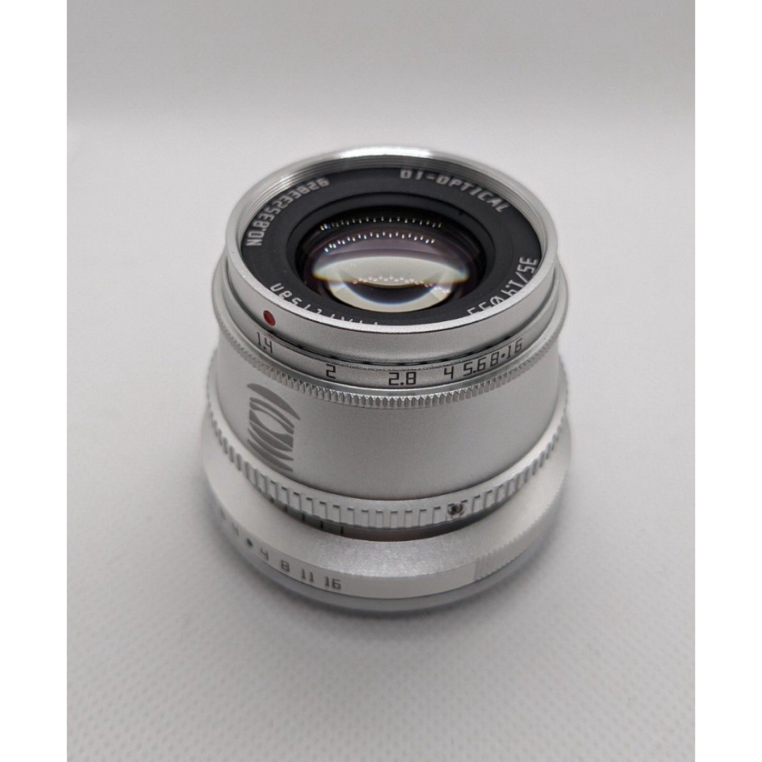 超美品　銘匠光学 TTArtisan 35mm f1.4 シルバー 富士フイルム スマホ/家電/カメラのカメラ(レンズ(単焦点))の商品写真