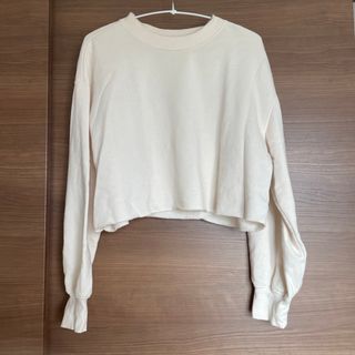 H&M - ホワイト　ショート丈トップス