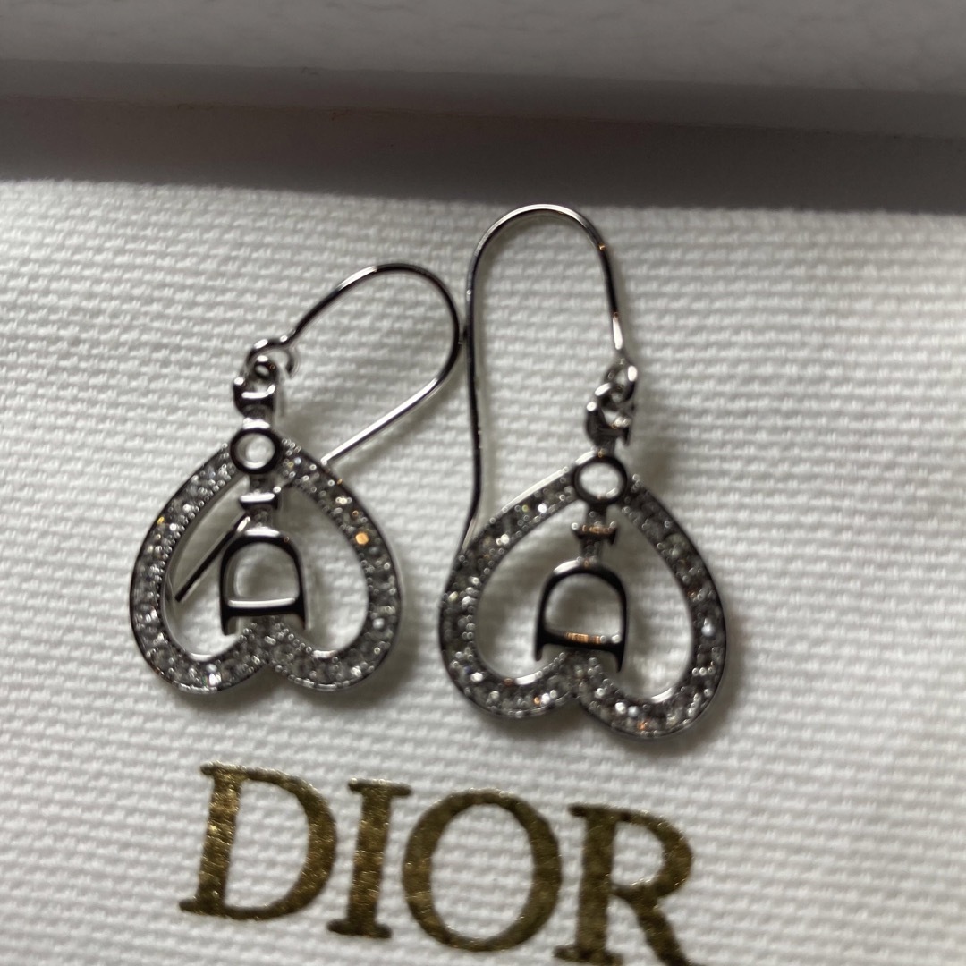 Christian Dior(クリスチャンディオール)のdior クリスタルライン ピアス レディースのアクセサリー(ピアス)の商品写真