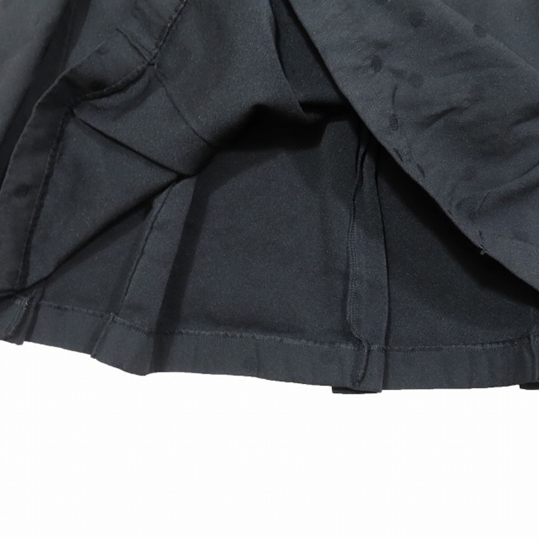 コムデギャルソンコムデギャルソン ポリ縮 縮絨 ドット柄 プリーツスカート  レディースのスカート(ロングスカート)の商品写真
