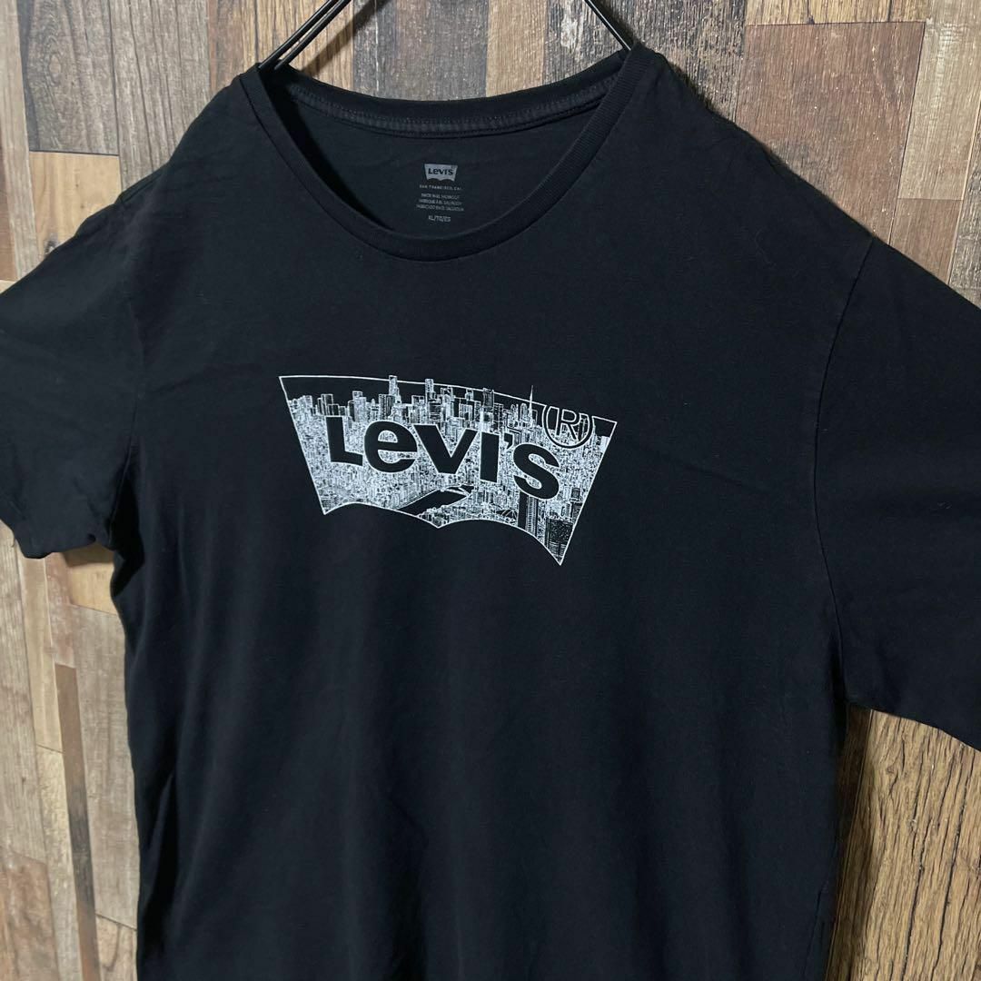 Levi's(リーバイス)のプリント リーバイス XL ゆるだぼ メンズ 古着 ブラック 半袖 Tシャツ メンズのトップス(Tシャツ/カットソー(半袖/袖なし))の商品写真