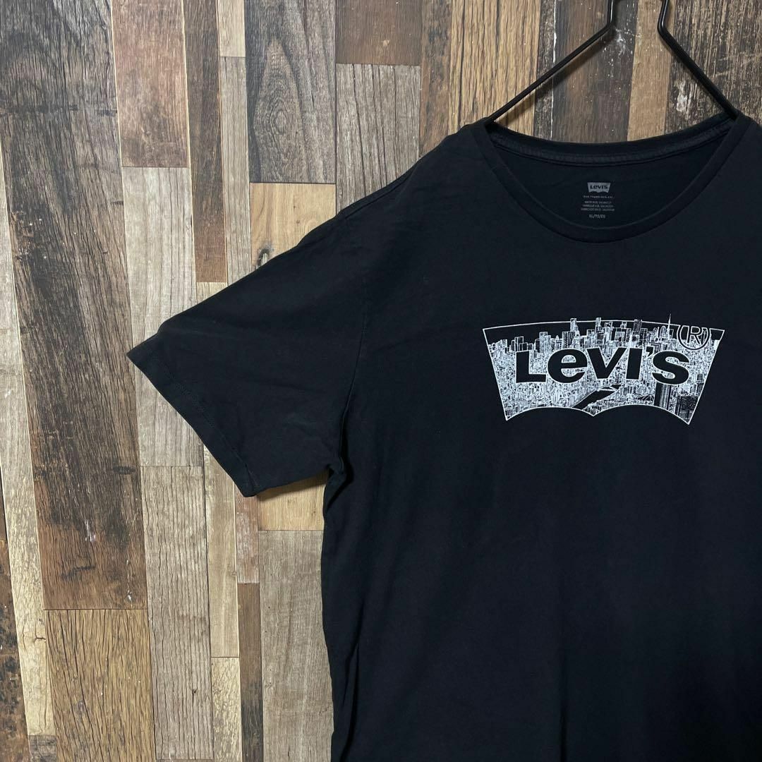 Levi's(リーバイス)のプリント リーバイス XL ゆるだぼ メンズ 古着 ブラック 半袖 Tシャツ メンズのトップス(Tシャツ/カットソー(半袖/袖なし))の商品写真