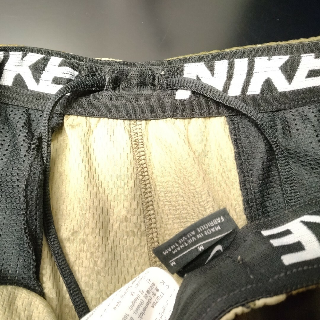 NIKE(ナイキ)のナイキ NIKE ショートパンツ 迷彩  パンツ Ｍサイズ カモフラ メンズのパンツ(ショートパンツ)の商品写真