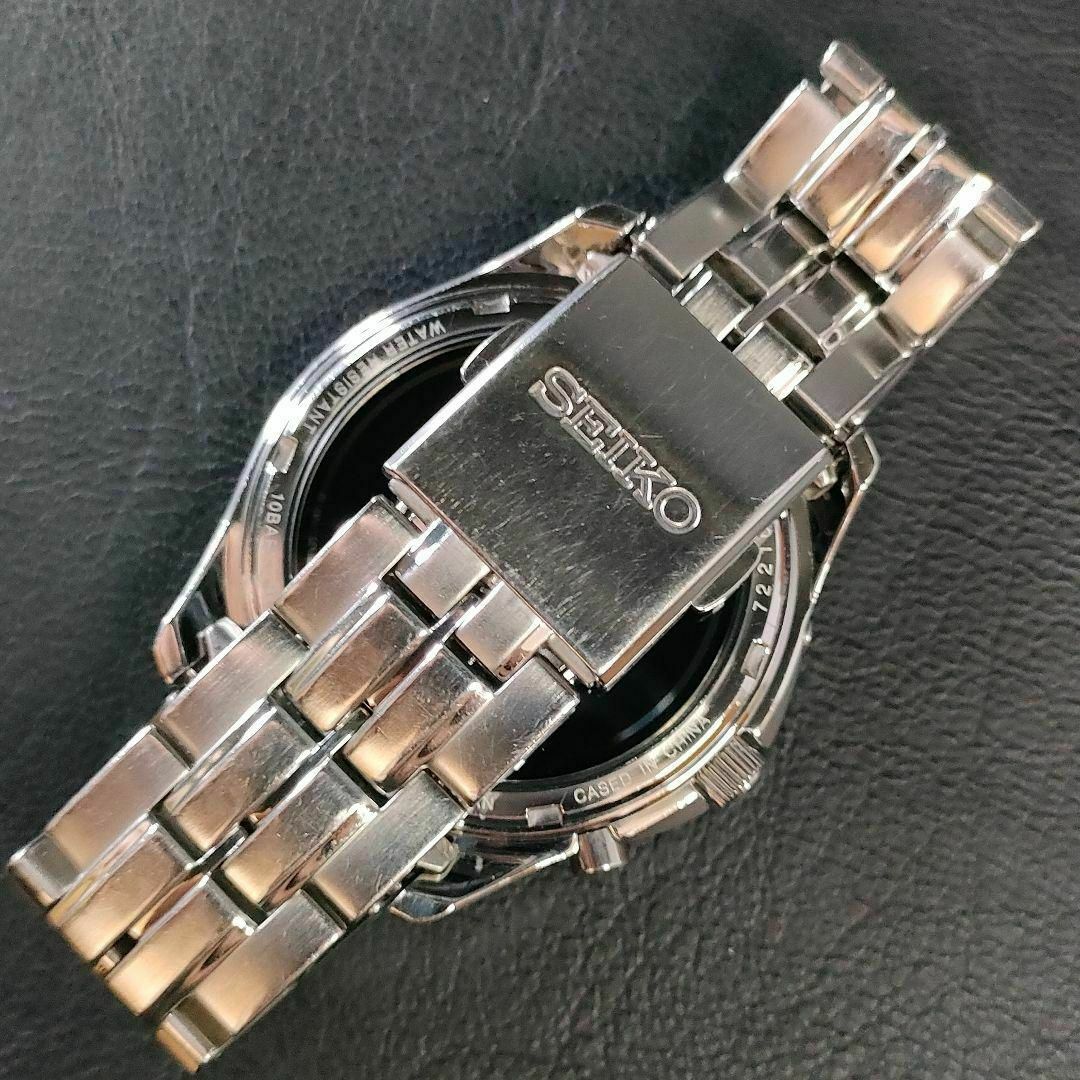 SEIKO(セイコー)の極美品【稼働品】SEIKO　セイコー　7B22　ホワイト　シルバー　ソーラー メンズの時計(腕時計(アナログ))の商品写真