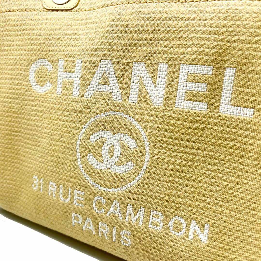 CHANEL(シャネル)のCHANEL　シャネル　ドーヴィル　AS3257 　ハンドバッグ　トートバッグ　鞄　カバン　軽量バッグ　お買い物バッグ　ショッピングバッグ　ビーチバッグ　肩掛け　レディース　メンズ　ユニセックス レディースのバッグ(トートバッグ)の商品写真