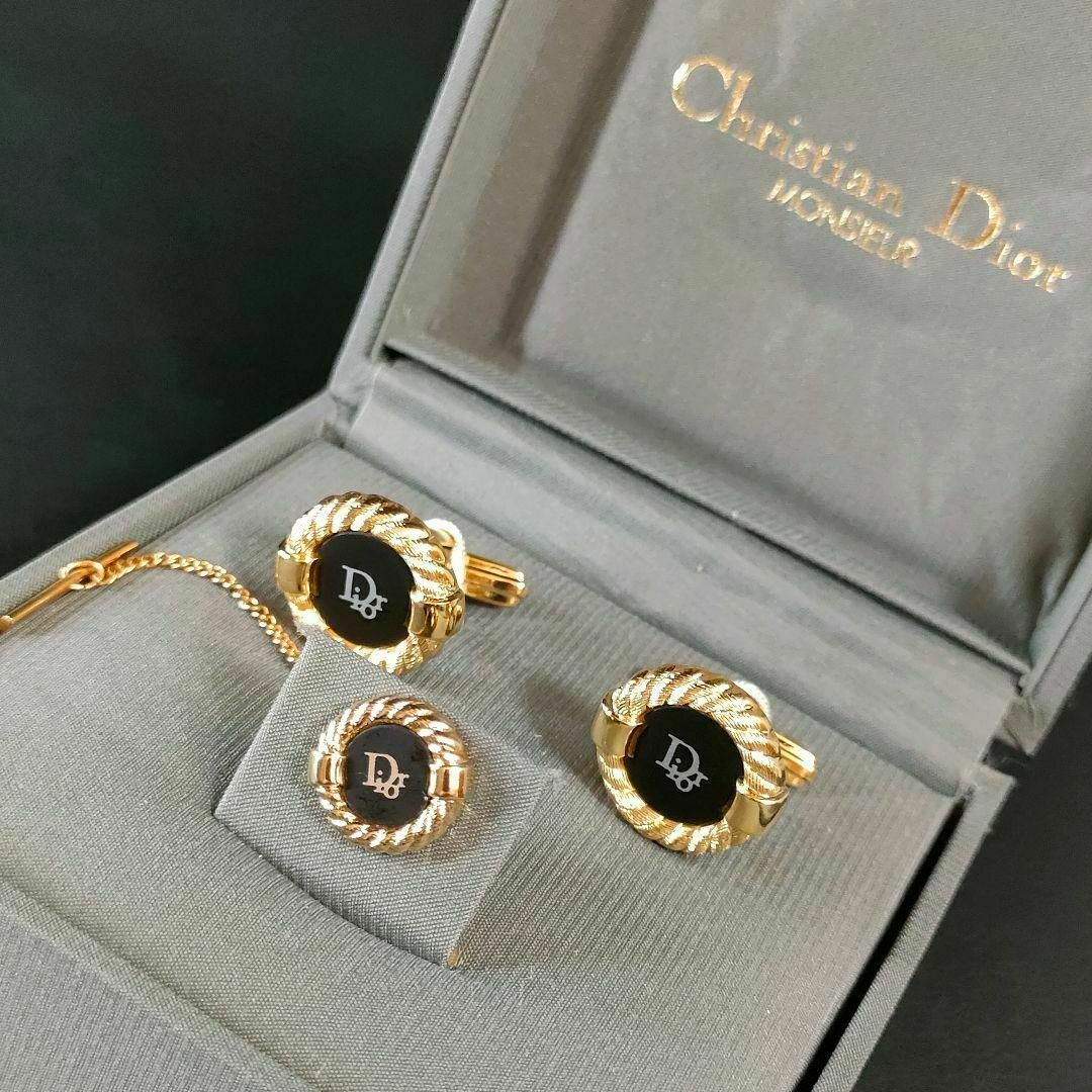 Christian Dior(クリスチャンディオール)の【極美品】Dior　ディオール　カフス・タイピンセット　ブラック　ゴールド　ロゴ メンズのファッション小物(ネクタイピン)の商品写真