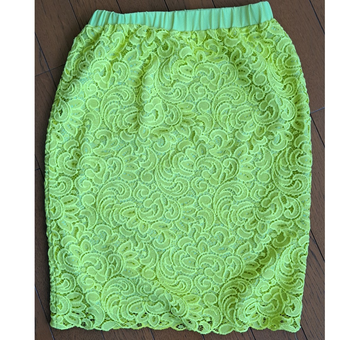 レモン色のスカート レディースのスカート(ミニスカート)の商品写真