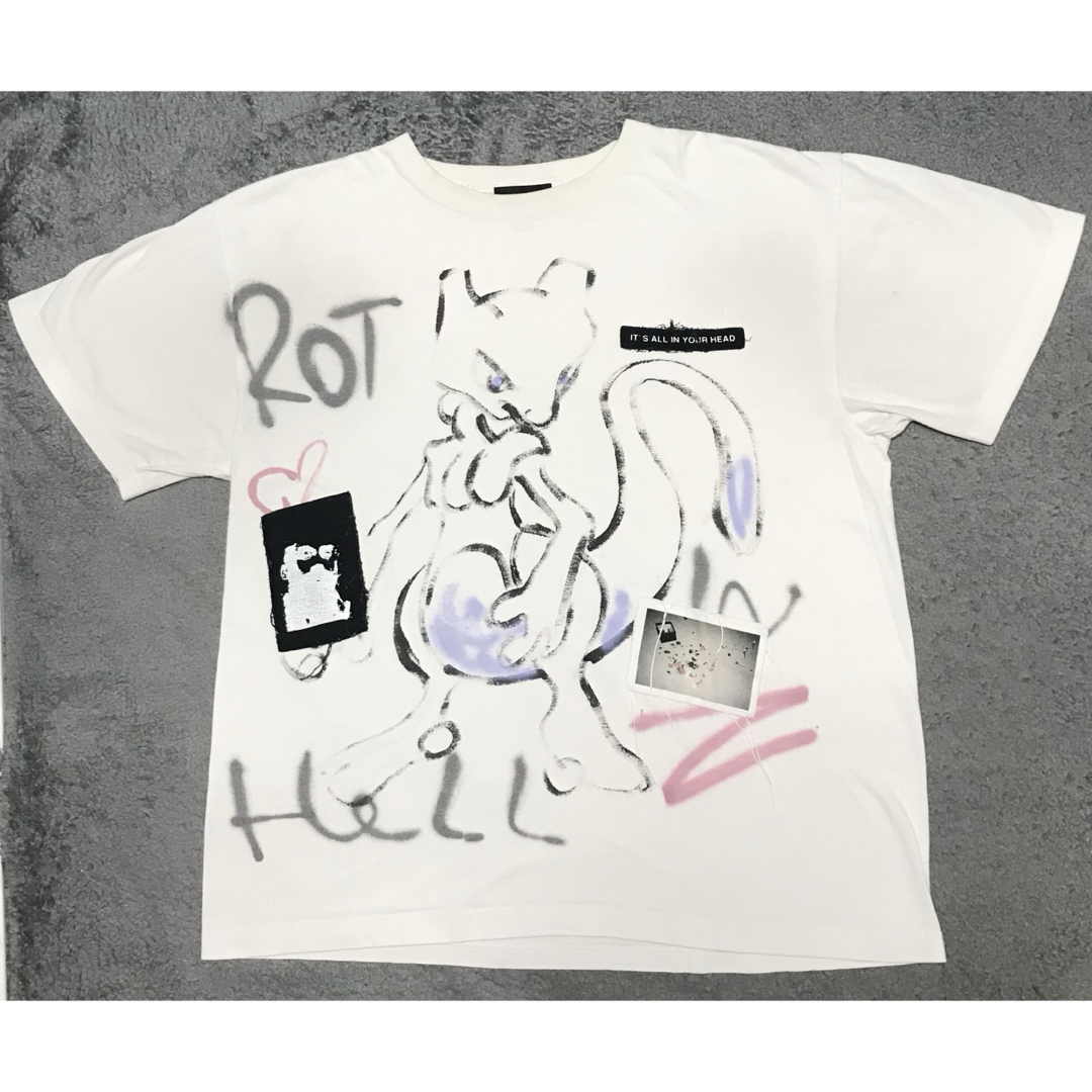 guernika ミュウツー　ペイントtシャツ メンズのトップス(Tシャツ/カットソー(半袖/袖なし))の商品写真