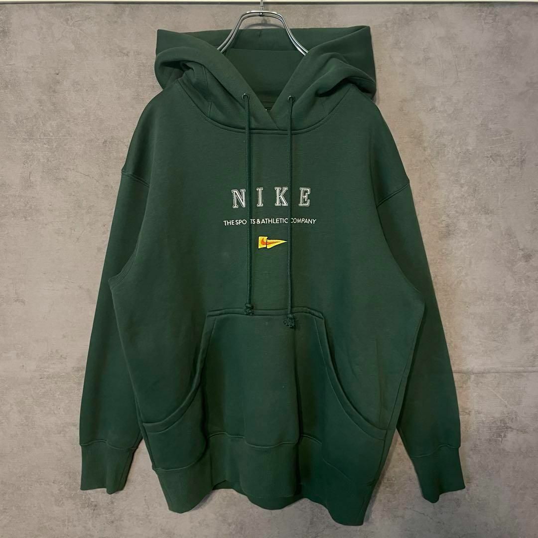 NIKE(ナイキ)の【人気グリーン、ビッグ刺繍ロゴ◎】NIKEストリートパーカー古着アームロゴ緑 メンズのトップス(パーカー)の商品写真