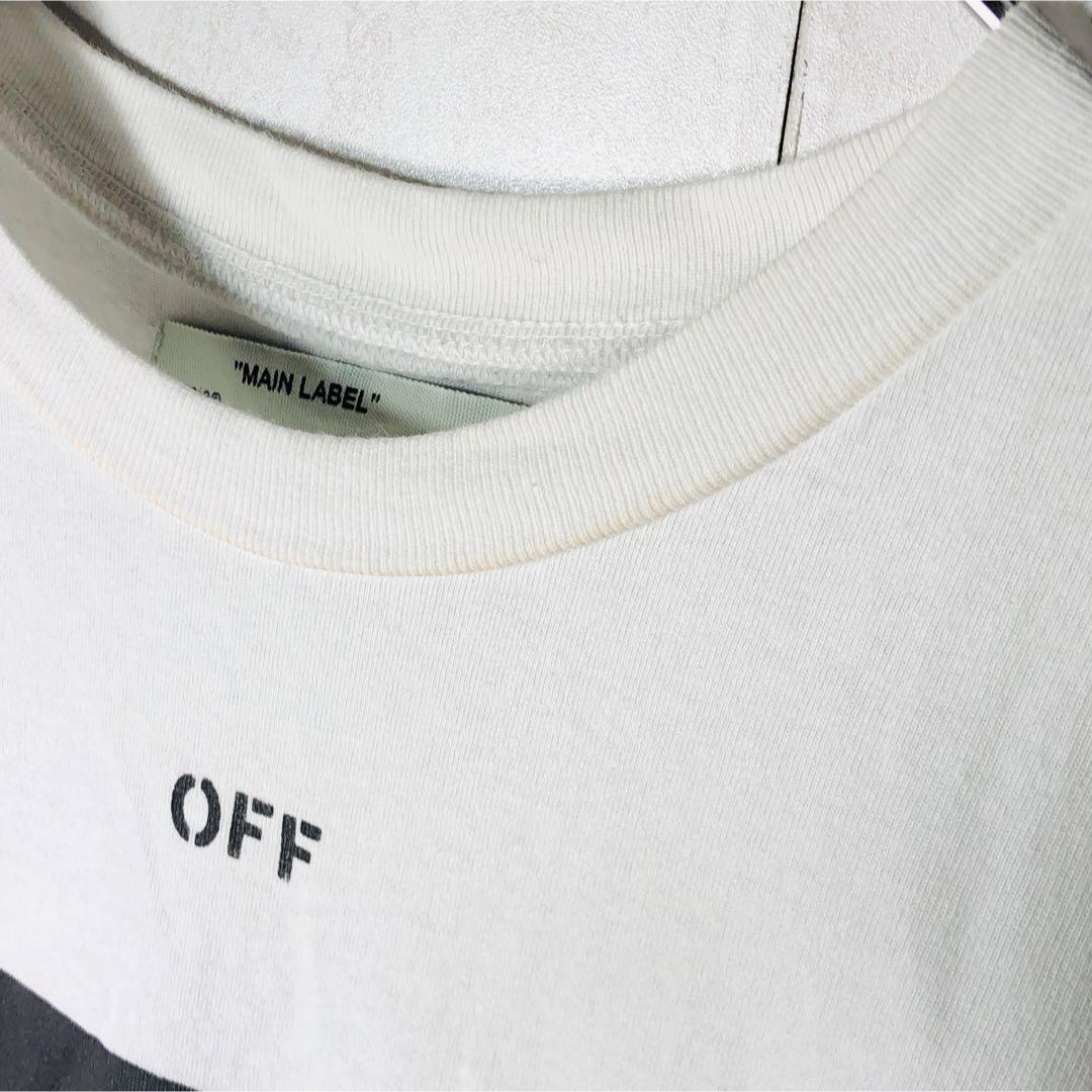 OFF-WHITE(オフホワイト)の【人気】オフホワイト スプレーペイントアロー ビックロゴ バックロゴ Tシャツ メンズのトップス(Tシャツ/カットソー(半袖/袖なし))の商品写真