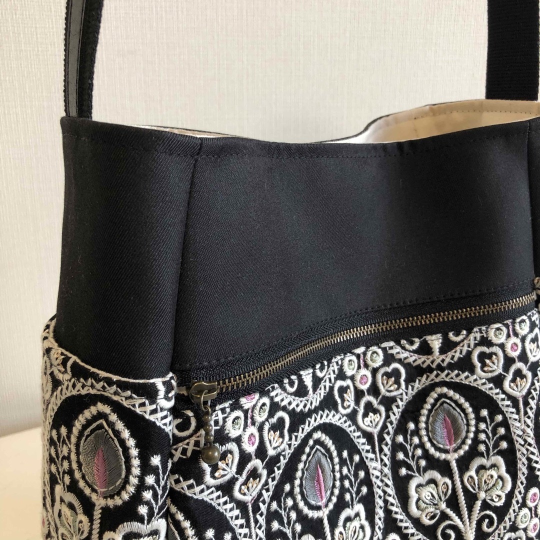 ワンショルダーバック　　黒系Ⅱ ハンドメイドのファッション小物(バッグ)の商品写真