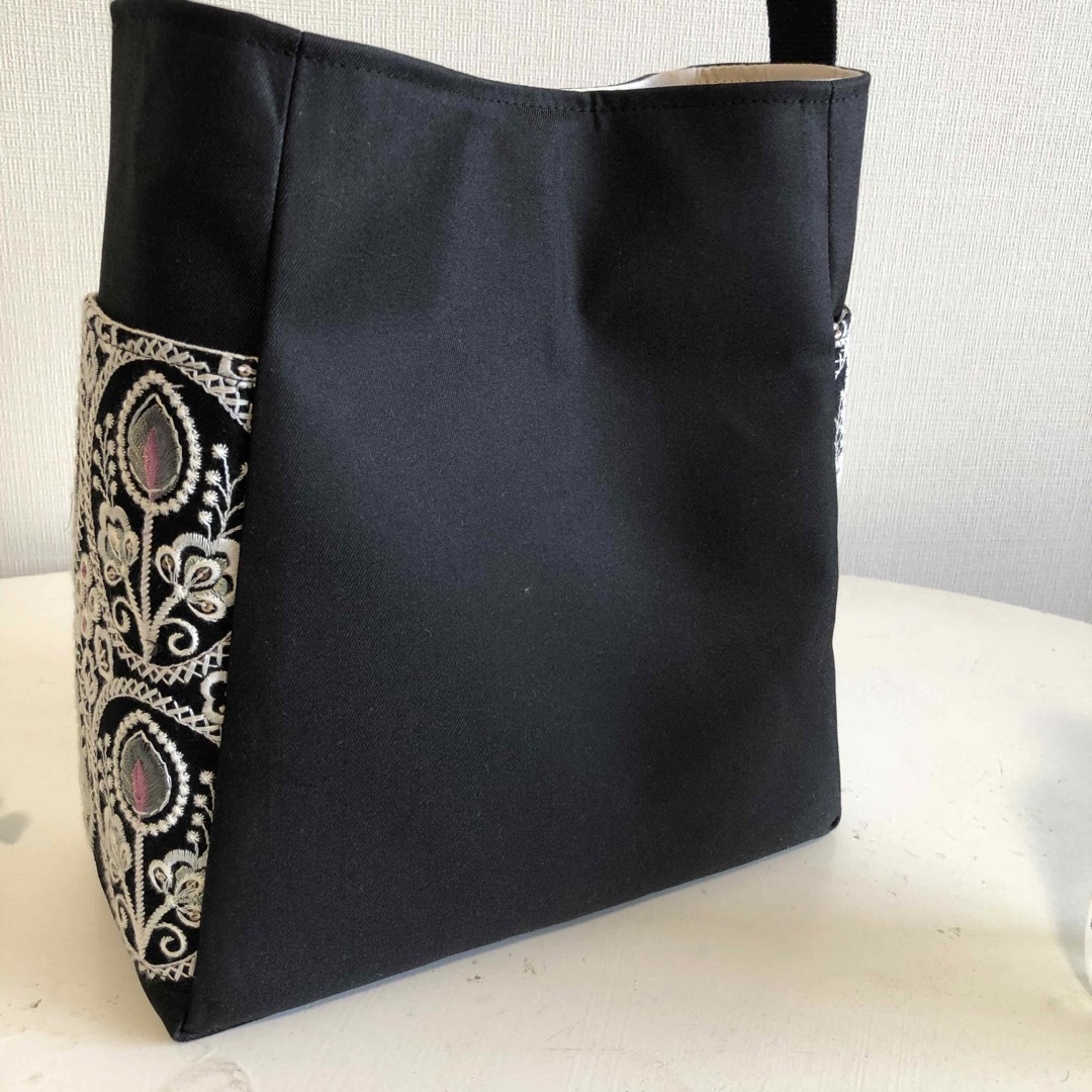 ワンショルダーバック　　黒系Ⅱ ハンドメイドのファッション小物(バッグ)の商品写真