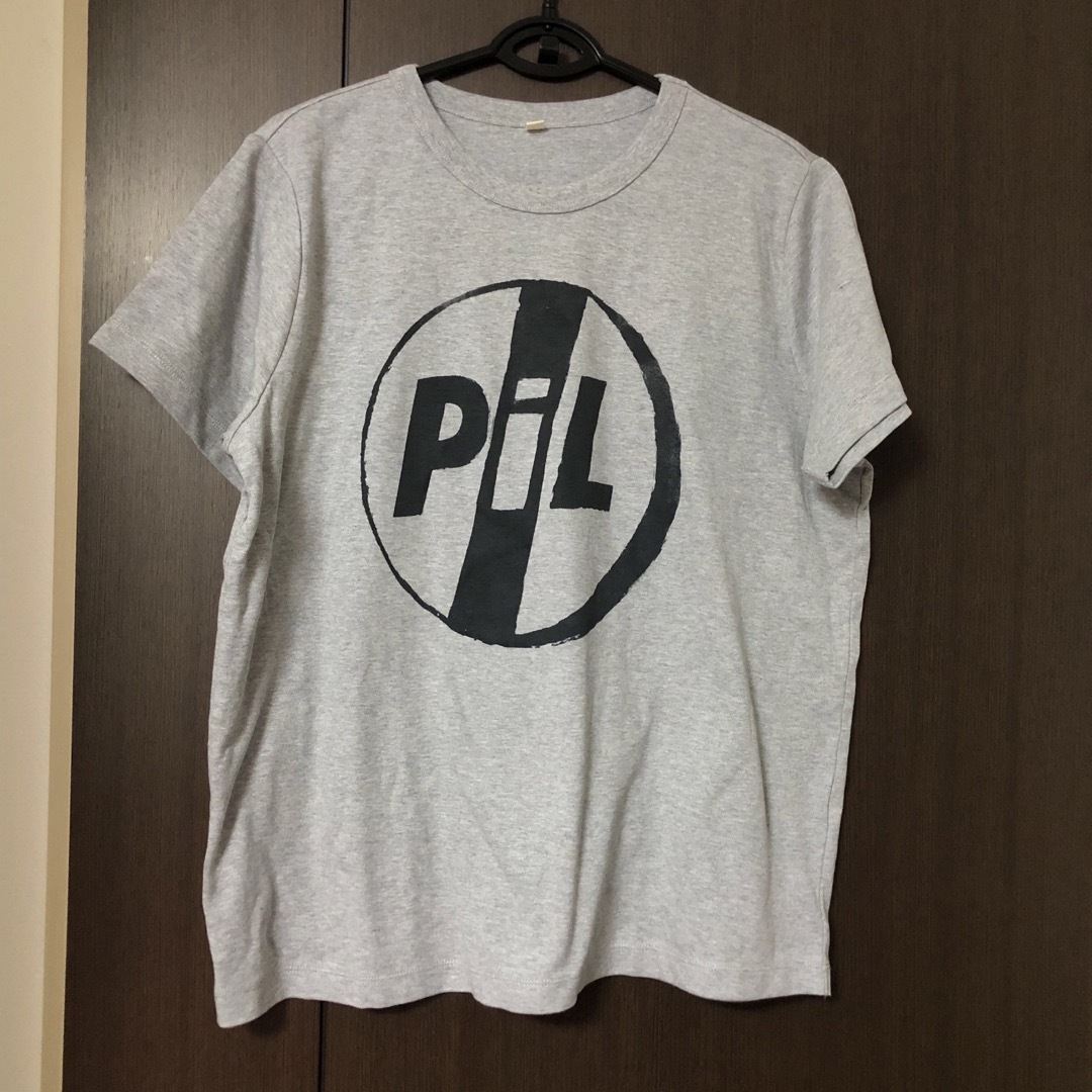 新品PILロゴTシャツグレー メンズのトップス(Tシャツ/カットソー(半袖/袖なし))の商品写真