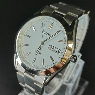 セイコー(SEIKO)の極美品【稼働品】SEIKO　セイコースピリット　V158　ホワイト　ソーラー(腕時計(アナログ))