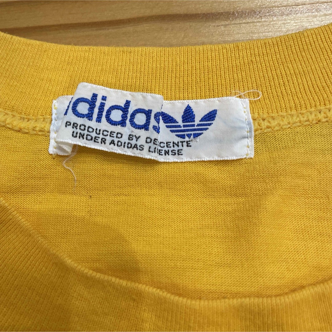 adidas(アディダス)の80s adidas トレフォイル 刺繍 Tシャツ メンズのトップス(Tシャツ/カットソー(半袖/袖なし))の商品写真