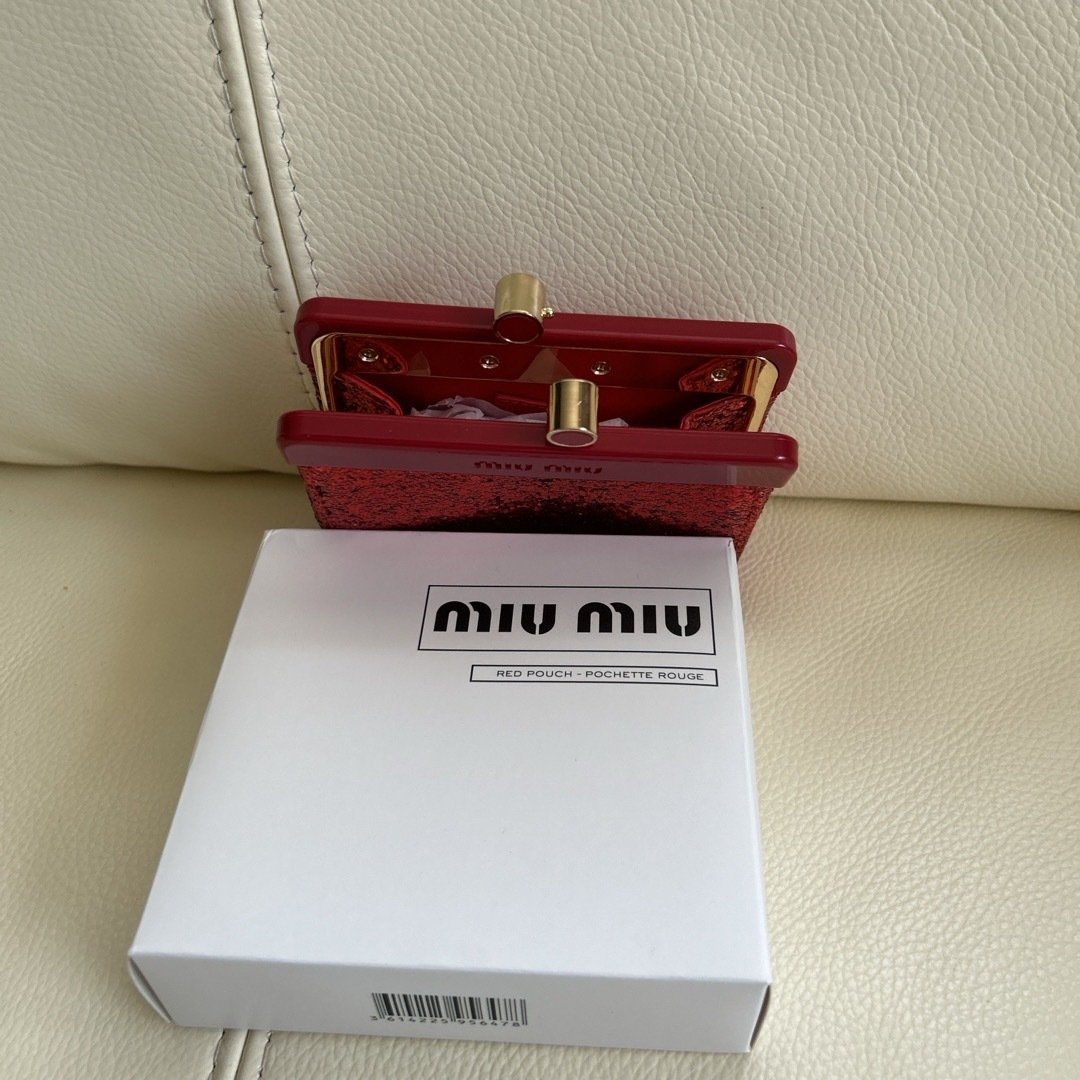 miumiu(ミュウミュウ)のミュウミュウ♡ノベルティ♡ポーチ♡正規品 レディースのファッション小物(ポーチ)の商品写真